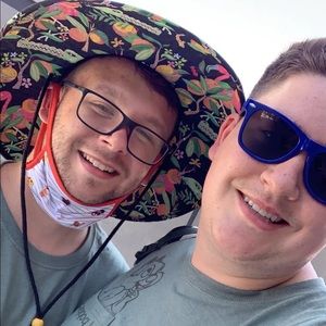 Meet your Posher, Colin